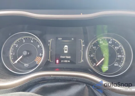 2014 Jeep Cherokee Sport z USA, uszkodzony, nr VIN 1C4PJLAB5EW199662